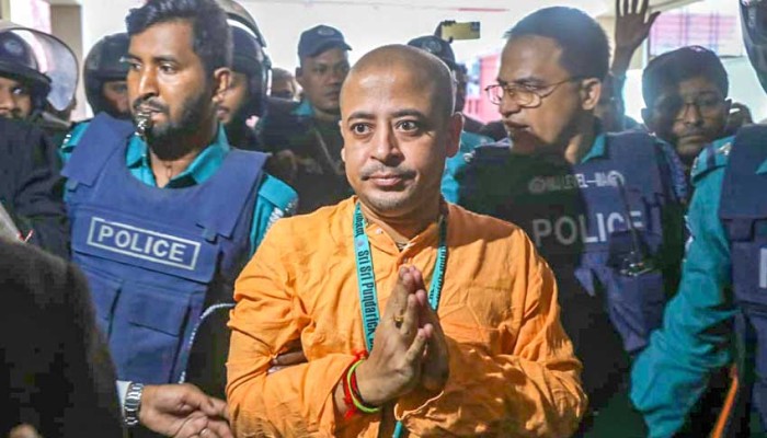 ইসকন নেতা চিন্ময়ের জামিন স্থগিত